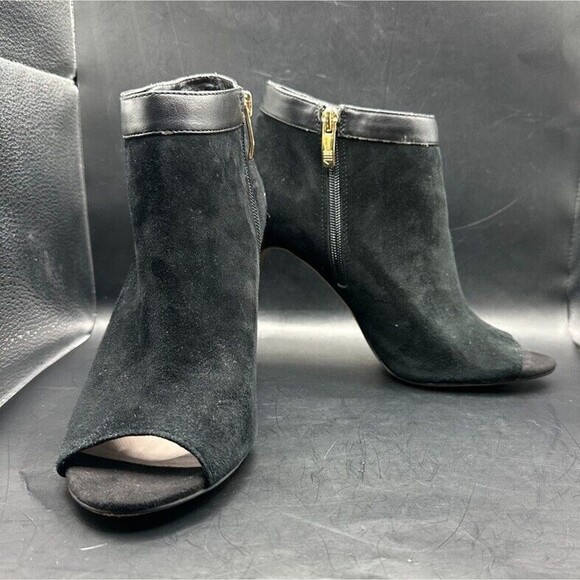 Vince Camuto Heeled Booties Womens 8.5 M Keely Black suede leather open toe - Picture 4 of 16